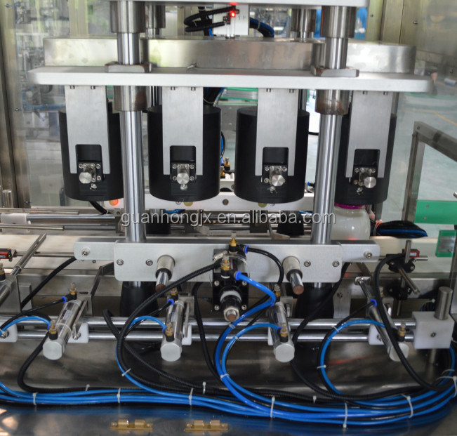 Пневматически приводящая круглая бутылка с винтовой крышкой Линейная крышка для крутых флаконов 320 кг