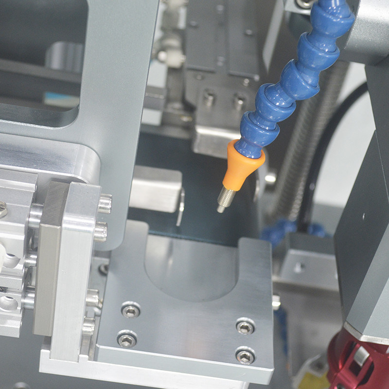 Автоматическая одноглавая сервозакрывающая машина для соевого соуса и пищевого масла по конкурентоспособным ценам