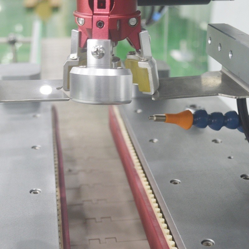 Одноглавая капсуля для соевого соуса для круглых бутылок в машиностроительных цехах