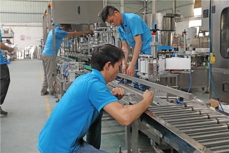 Автоматическая сцепная винтовая крышка для пластиковой крышки бутылки